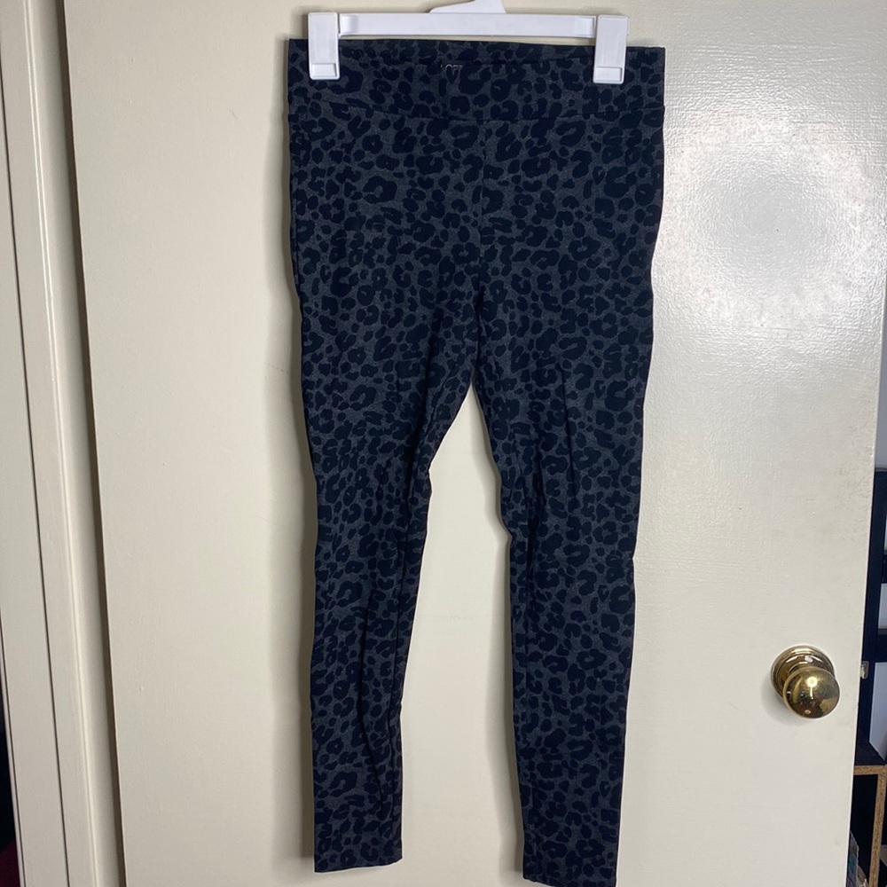 Grey / black print leggings